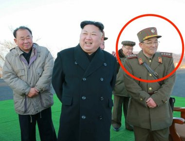 Αυτός ο άνθρωπος είναι η «σκιά» του Κιμ Γιονγκ Ουν (φωτό)